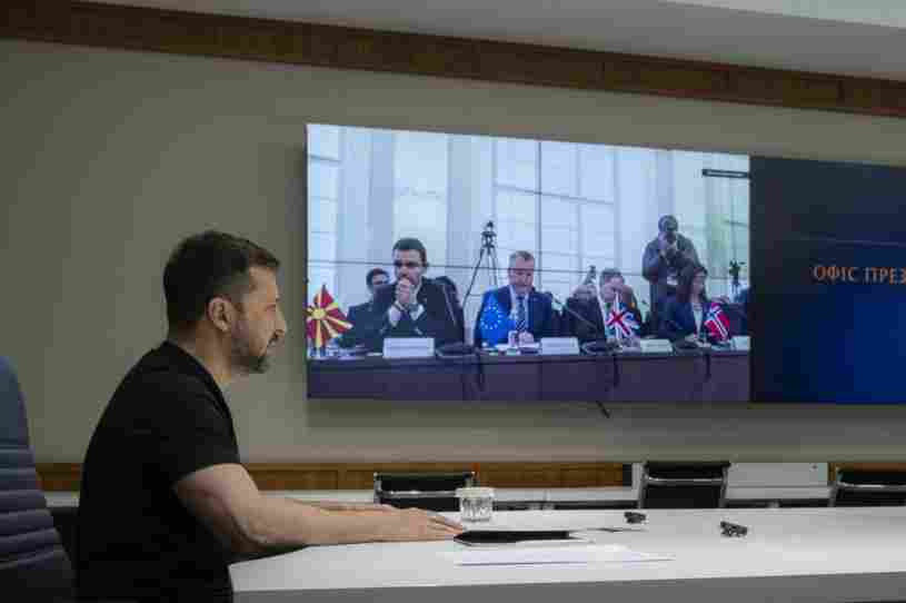 Zelenskyy Urges Europe to Stand Against Russian Aggression